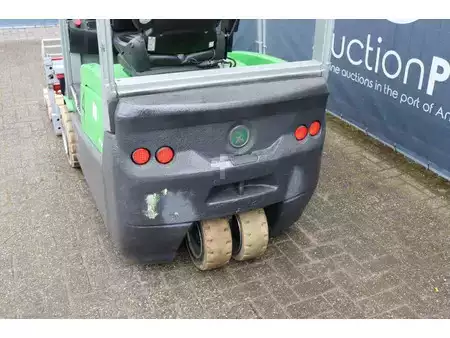 Sähkö - 4 pyör 2011  Cesab B318 (15)