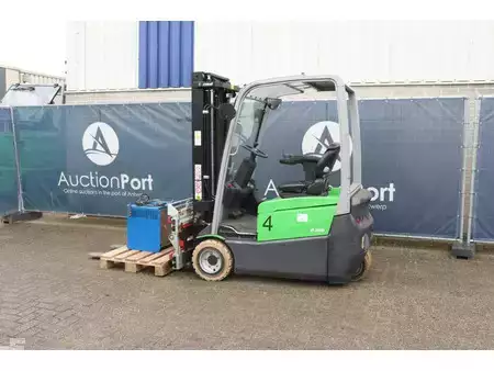 Sähkö - 4 pyör 2011  Cesab B318 (3)