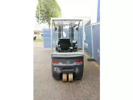 Sähkö - 4 pyör 2011  Cesab B318 (5)