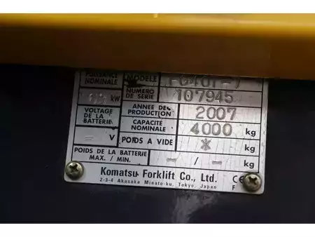 Nestekaasutrukki 2007  Komatsu FG401-7 (13)