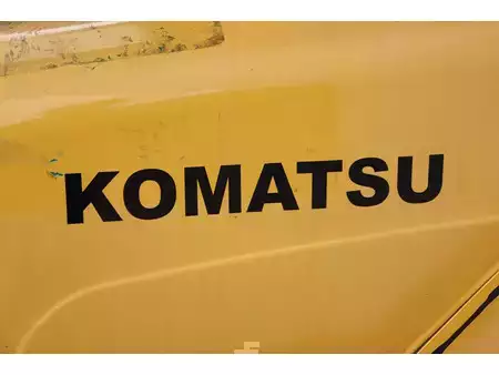 Nestekaasutrukki 2007  Komatsu FG401-7 (15)