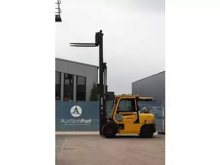 Nestekaasutrukki 2007  Komatsu FG401-7 (34)