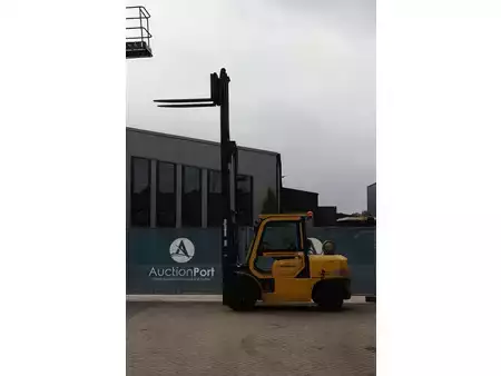 Nestekaasutrukki 2007  Komatsu FG401-7 (35)