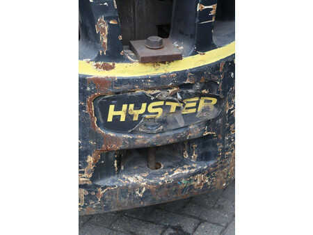 Dízel targoncák 2010  Hyster H4.0FT5 (16)