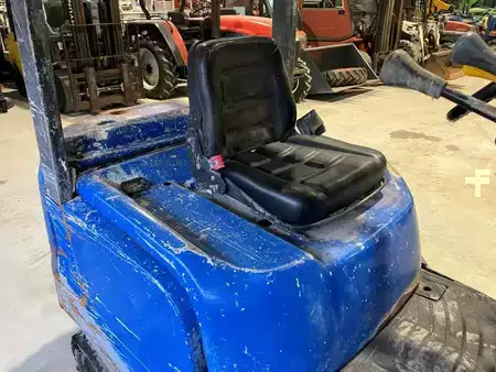 Dieseltrukki 2011  TCM FHD15T3 (11)