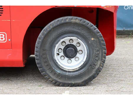 Carrelli elettrici 4 ruote 2013  Cesab MAK 500 (13)