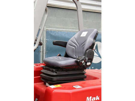 Carrelli elettrici 4 ruote 2013  Cesab MAK 500 (16)