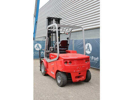 Carrelli elettrici 4 ruote 2013  Cesab MAK 500 (3)