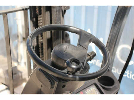 Chariots électriques à 4 roues 2016  Toyota 8FBE15T (24)