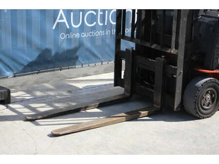 Chariots électriques à 4 roues 2016  Toyota 8FBE15T (9)