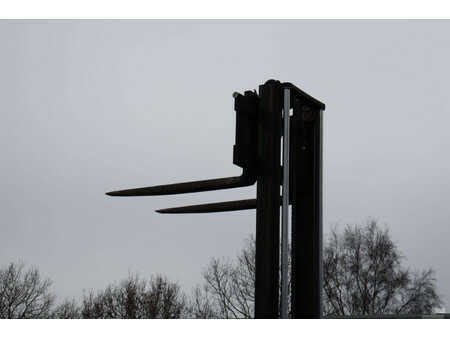 Eléctrica de 4 ruedas 2013  Toyota 8FBMKT30 (34)