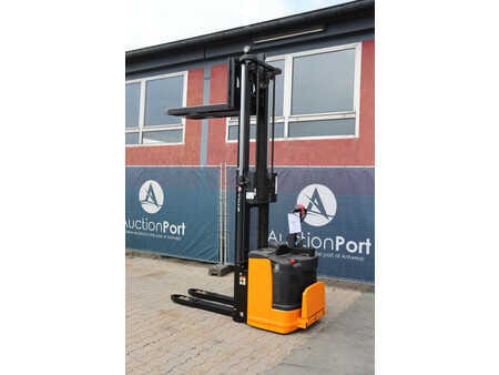 Apilador eléctrico 2013  Still EGV S30LB (24)