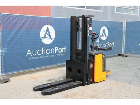 Apilador eléctrico 2013  Still EGV S30LB (8)