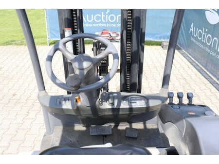 4-wiel elektrische heftrucks 2009  Crown SC4220-1.6 (13)