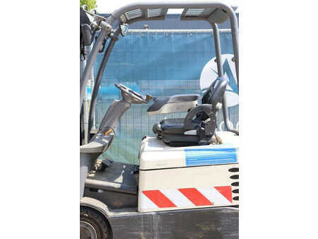 4-wiel elektrische heftrucks 2009  Crown SC4220-1.6 (14)
