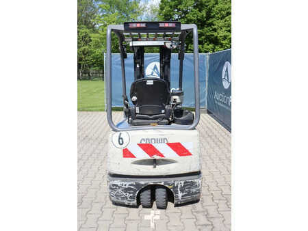 4-wiel elektrische heftrucks 2009  Crown SC4220-1.6 (4)