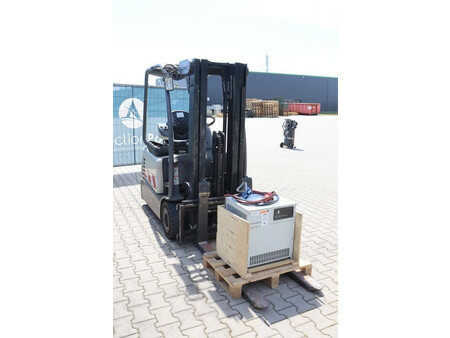 4-wiel elektrische heftrucks 2009  Crown SC4220-1.6 (6)