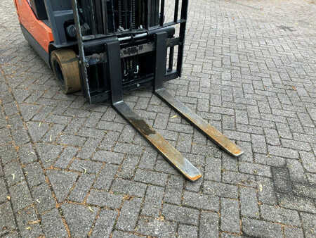 4-wiel elektrische heftrucks 1996  Toyota 5FBE18 (13)