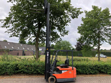 4-wiel elektrische heftrucks 1996  Toyota 5FBE18 (29)