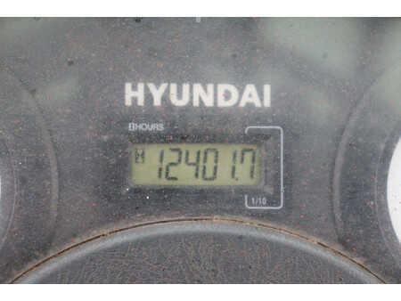 Diesel Forklifts 2011  Hyundai 30D-7E (28)