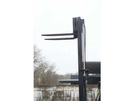 Diesel Forklifts 2011  Hyundai 30D-7E (34)