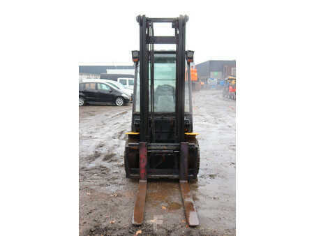 Diesel Forklifts 2011  Hyundai 30D-7E (8)