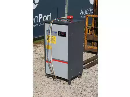 Elektromos 4 kerekű - Komatsu FB15M-1 (10)