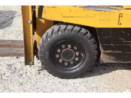 Elektromos 4 kerekű - Komatsu FB15M-1 (19)