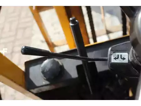 Elektromos 4 kerekű - Komatsu FB15M-1 (31)