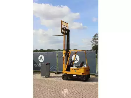 Elektromos 4 kerekű - Komatsu FB15M-1 (36)