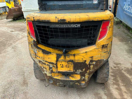 Carrelli elevatori diesel 2012  Jungheinrich DFG 435s (11)
