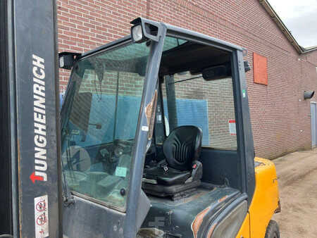 Carrelli elevatori diesel 2012  Jungheinrich DFG 435s (8)