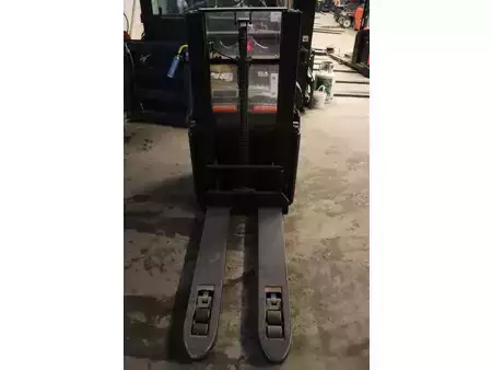 Pallestabler 2013  BT SWE200D (8)