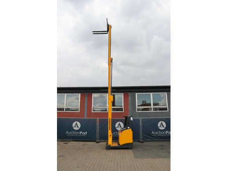 Reachtrucks 2006  Jungheinrich ETV 216 (26)