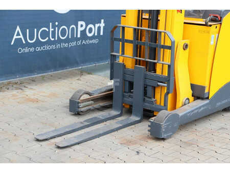 Reach Truck 2006  Jungheinrich ETV 216 (9)