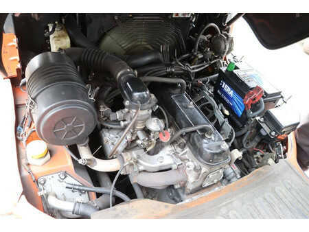 Treibgasstapler 2005  Toyota 02-7FGF30 (22)