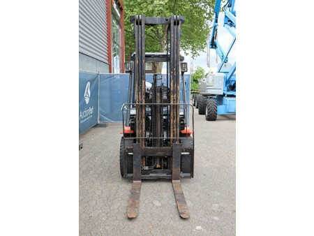 Treibgasstapler 2005  Toyota 02-7FGF30 (7)