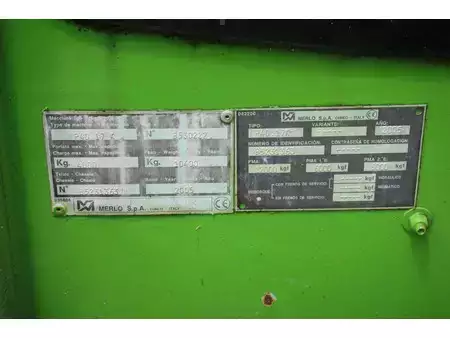 Teleskoptruck fast bom 2005  Merlo P40.17K (17)