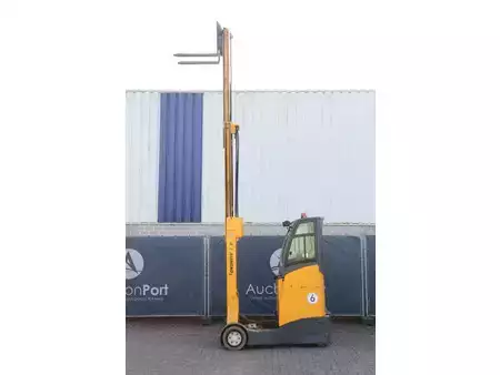 Chariots à mât rétractable 2009  Jungheinrich ETV C16 (27)