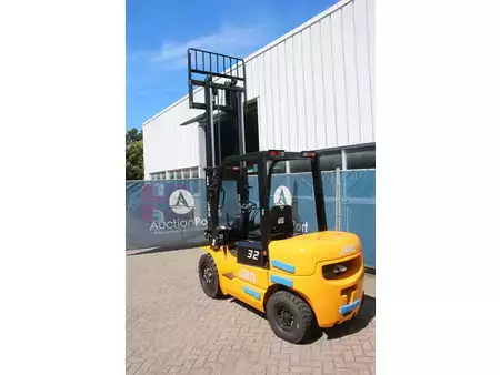 Dízel targoncák 2025  JBG FD-32S (32)