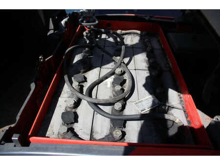 Carrelli elettrici 4 ruote 2017  Linde E15-02 (16)