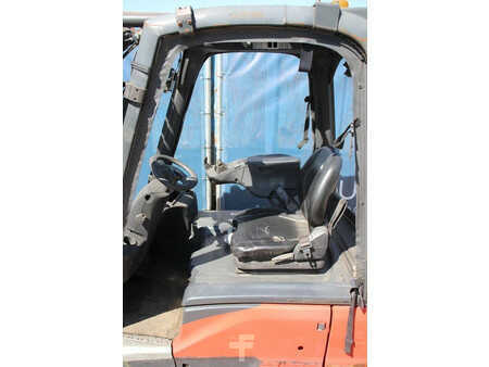 Carrelli elettrici 4 ruote 2017  Linde E15-02 (17)