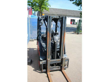 Carrelli elettrici 4 ruote 2017  Linde E15-02 (6)