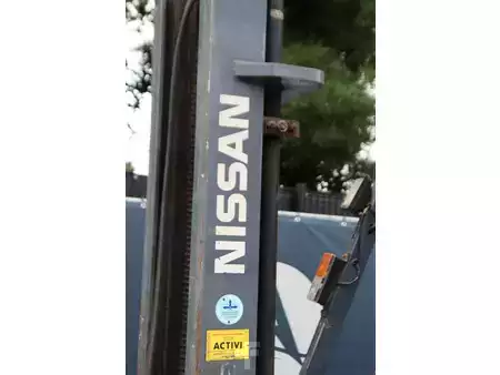 Gas gaffeltruck 1997  Nissan PJ01A18U (12)