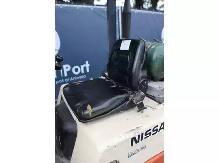 Gas gaffeltruck 1997  Nissan PJ01A18U (25)