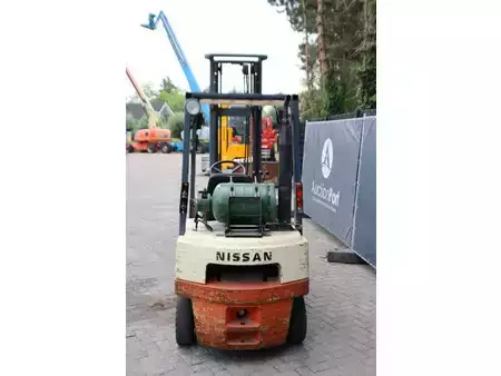 Gas gaffeltruck 1997  Nissan PJ01A18U (4)