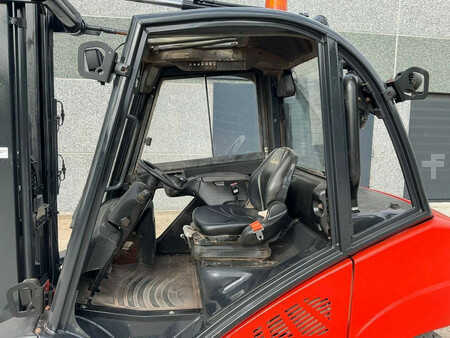 Chariots élévateurs diesel 2013  Linde H30D-02 (11)