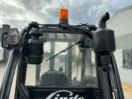 Chariots élévateurs diesel 2013  Linde H30D-02 (15)