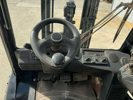 Chariots élévateurs diesel 2013  Linde H30D-02 (16)