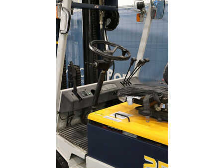 Elektro čtyřkolový VZV 1994  Komatsu FB25H-1E (30)